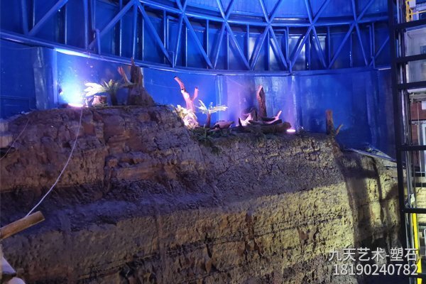 2022自贡恐龙博物馆塑石工程-塑石仿岩层地貌
